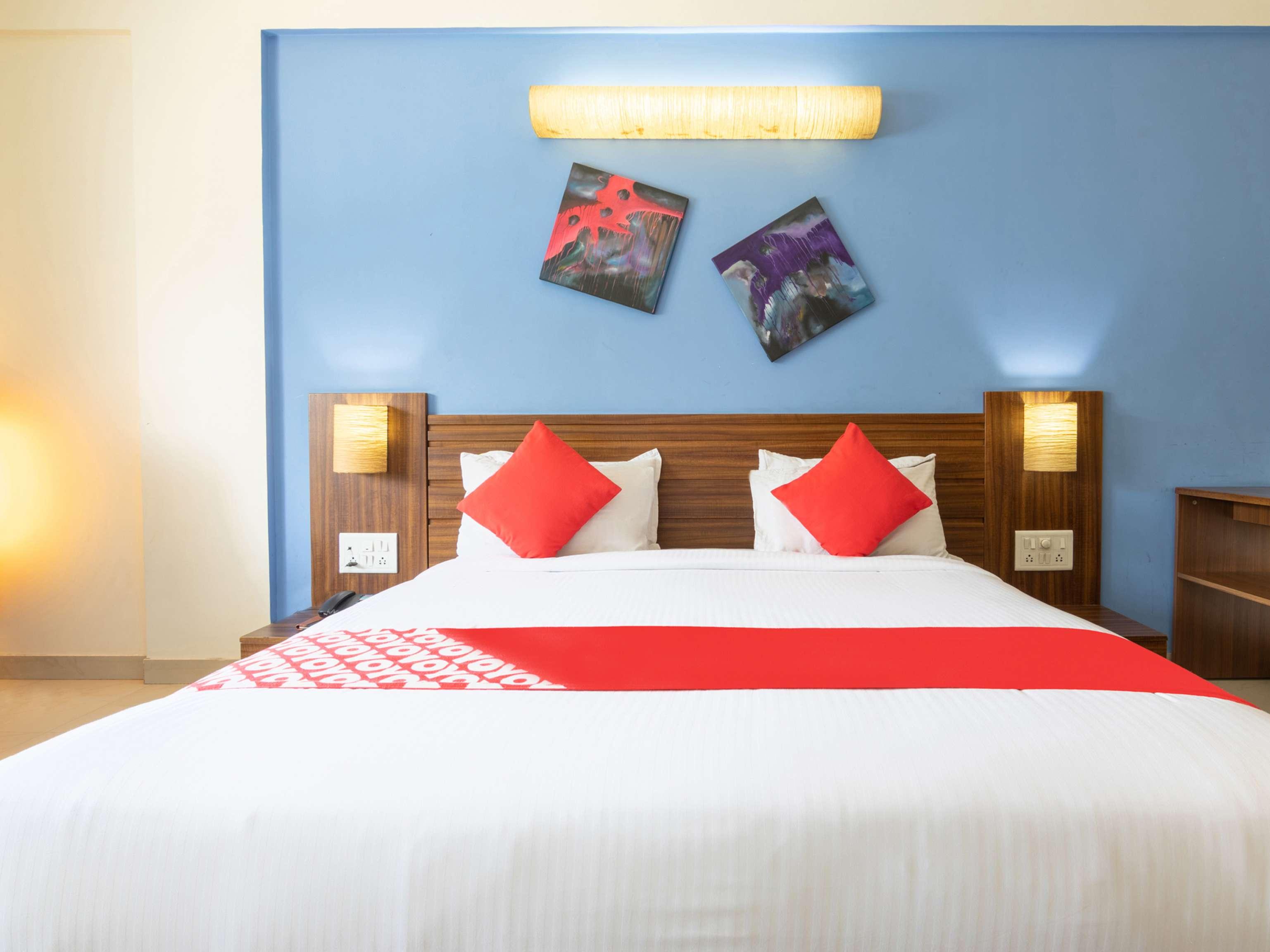Capital O 14972 Hotel Ekaa Бангалор Екстериор снимка