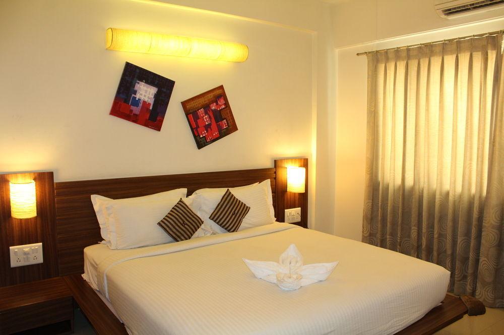 Capital O 14972 Hotel Ekaa Бангалор Екстериор снимка