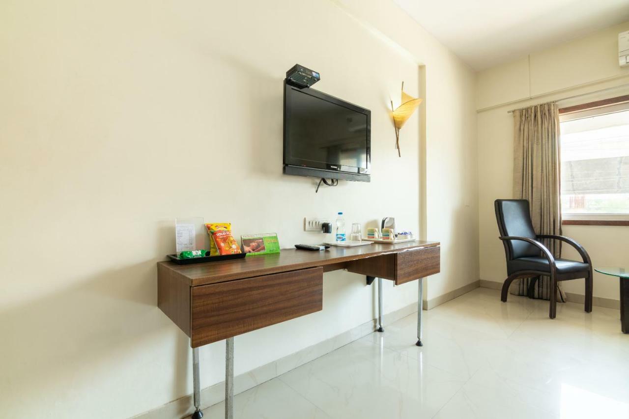 Capital O 14972 Hotel Ekaa Бангалор Екстериор снимка